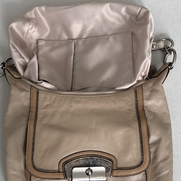 COACH KRISTIN SPECTATOR Hobo Tan No. L1126-19310 EUC - Picture 7 of 11